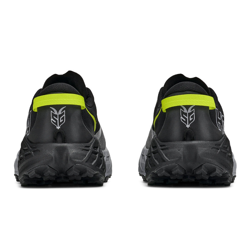 Hoka - Speedgoat 7 | Black/Stardust