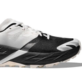 Speedgoat 7 | Black/White